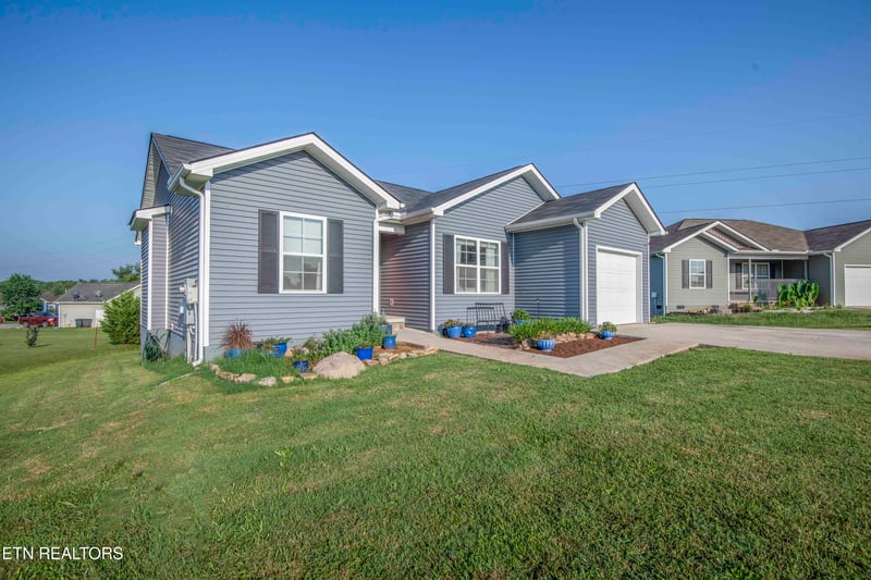 139 Hartfield Ln, Loudon, TN 37774