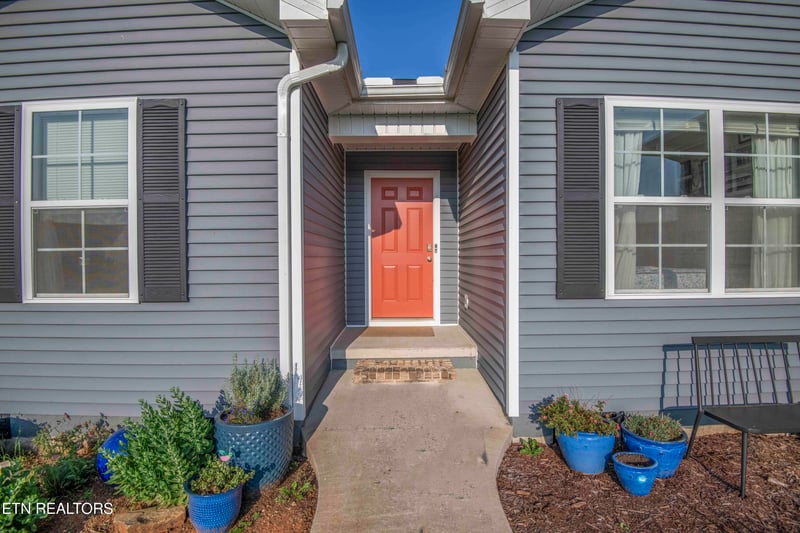 139 Hartfield Ln, Loudon, TN 37774