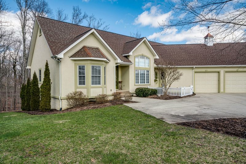 139 Hickory Ridge Ln, Crossville, TN 38558