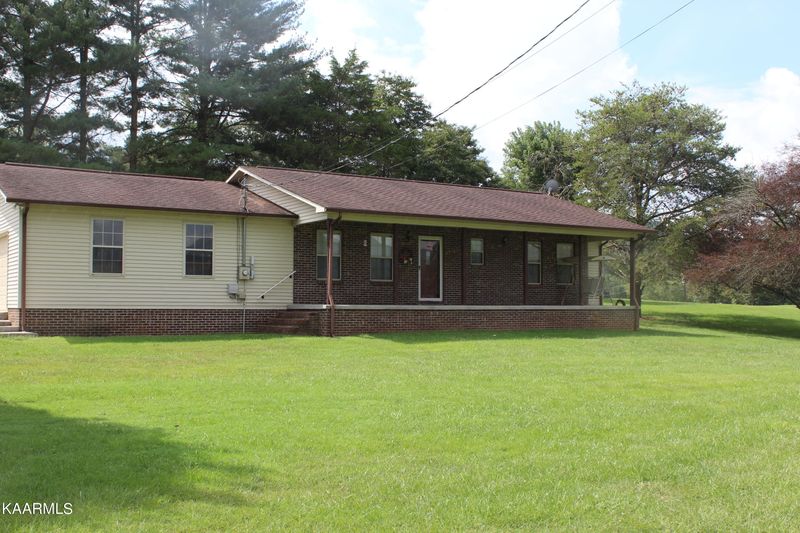 139 Hickory St, Bean Station, TN 37708