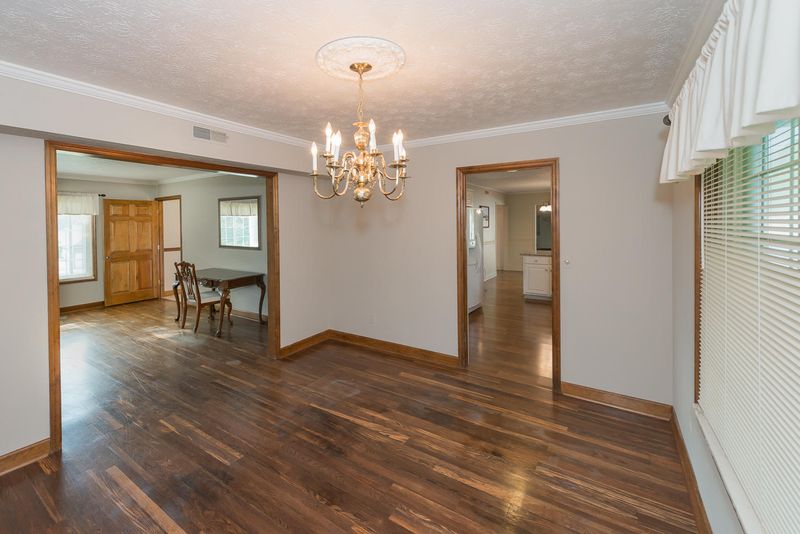 139 Lakeside Dr, Kingston, TN 37763