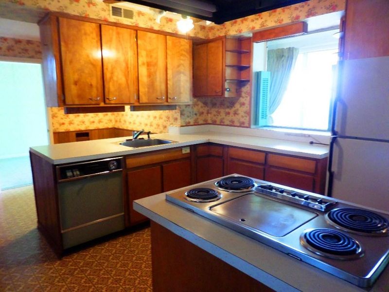 139 Orchard Ln, Oak Ridge, TN 37830