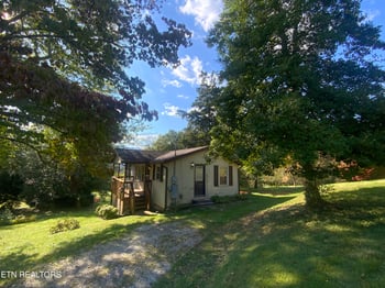 139 Stephens Rd, Rocky Top, TN 37769