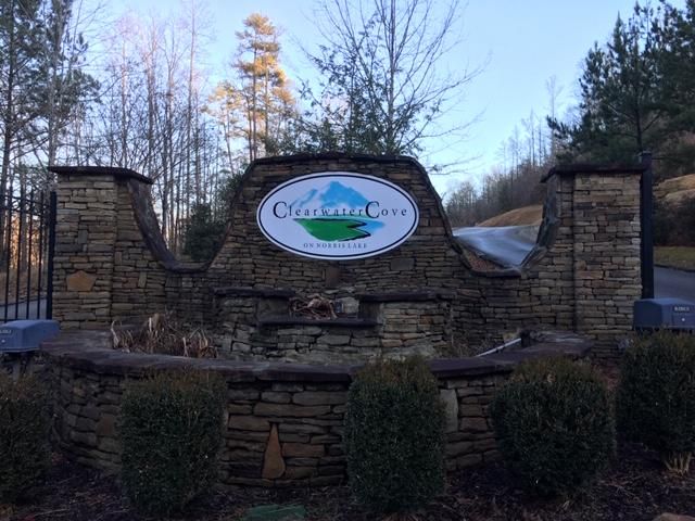 139 Suncrest Cv, Lafollette, TN 37766