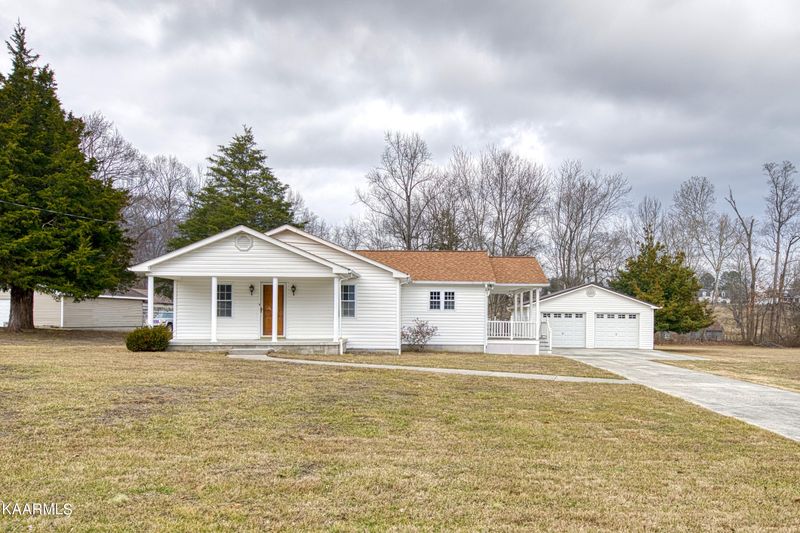 139 Watson Rd, Caryville, TN 37714