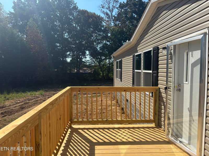 1393 Daysville Rd, Rockwood, TN 37854