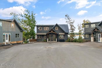 1398 Lake Haven Way, Sevierville, TN 37876