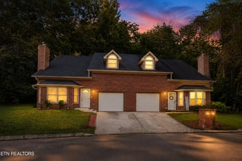 14 Belmont Ct, Oak Ridge, TN 37830