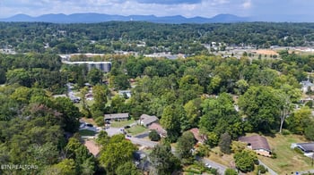 14 Cooper Ln, Oak Ridge, TN 37830