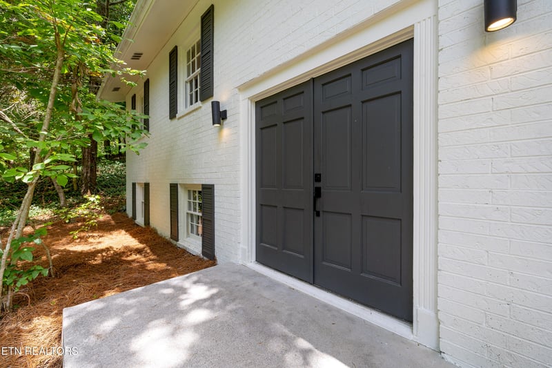 14 Monaco Ln, Oak Ridge, TN 37830