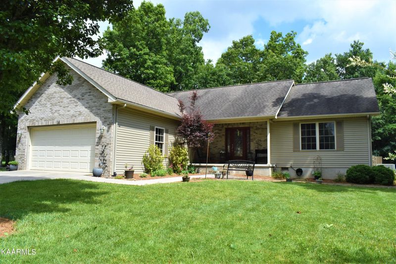 14 Snead Ct, Fairfield Glade, TN 38558