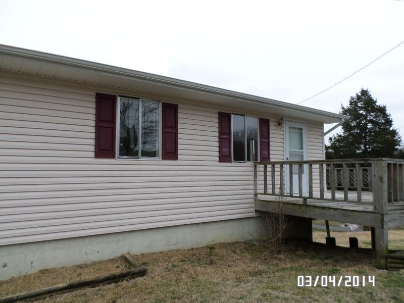 140 Blacksferry Loop Rd, Clinton, TN 37716