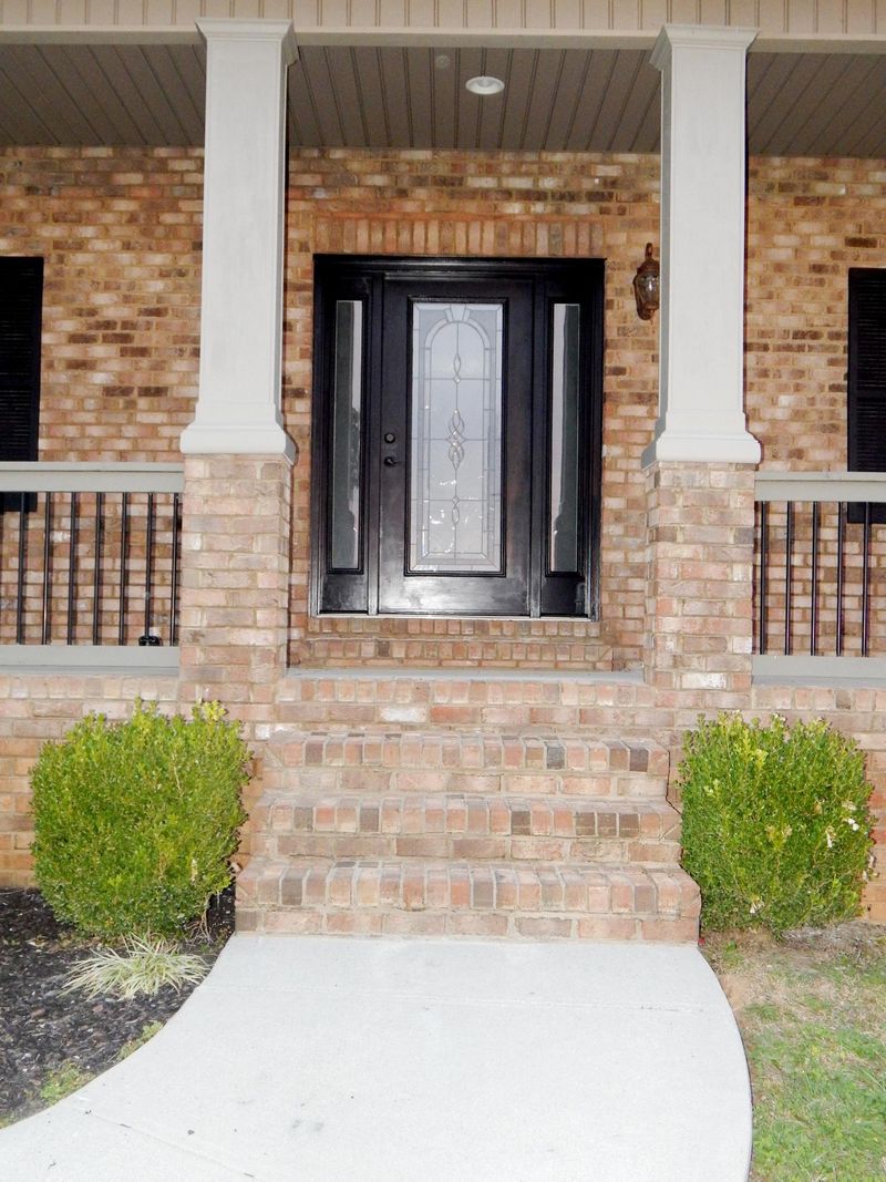 140 Cassidy Ct, Lenoir City, TN 37772