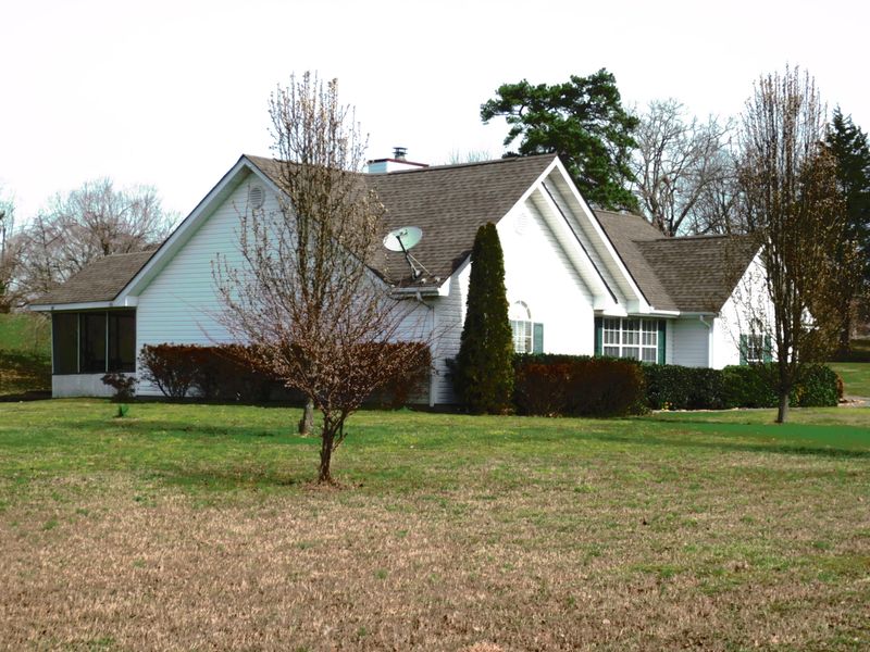 140 Cunningham, Athens, TN 37303