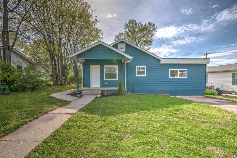 140 E Newton St, Alcoa, TN 37701
