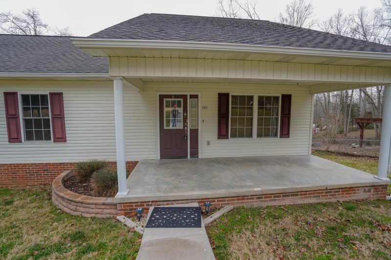 140 East Cir, Powell, TN 37849