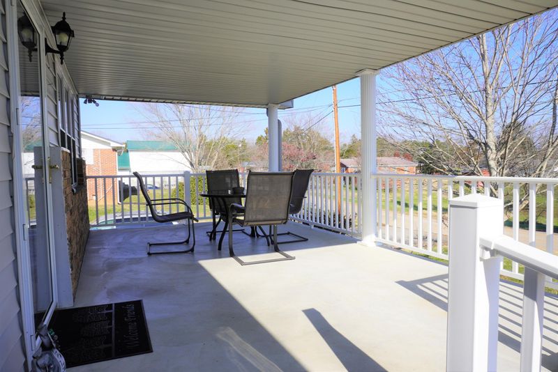 140 Ellis St, Bean Station, TN 37708