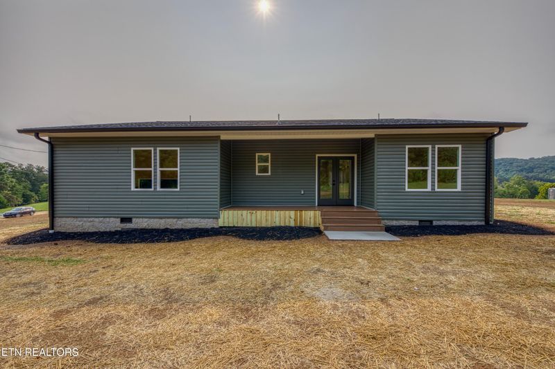 140 Huckleberry Hl, Kingston, TN 37763