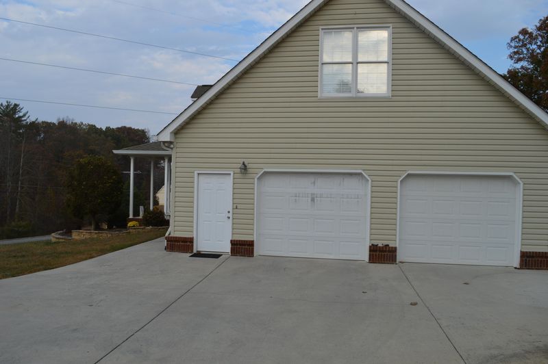 140 Huntington Ln, Heiskell, TN 37754