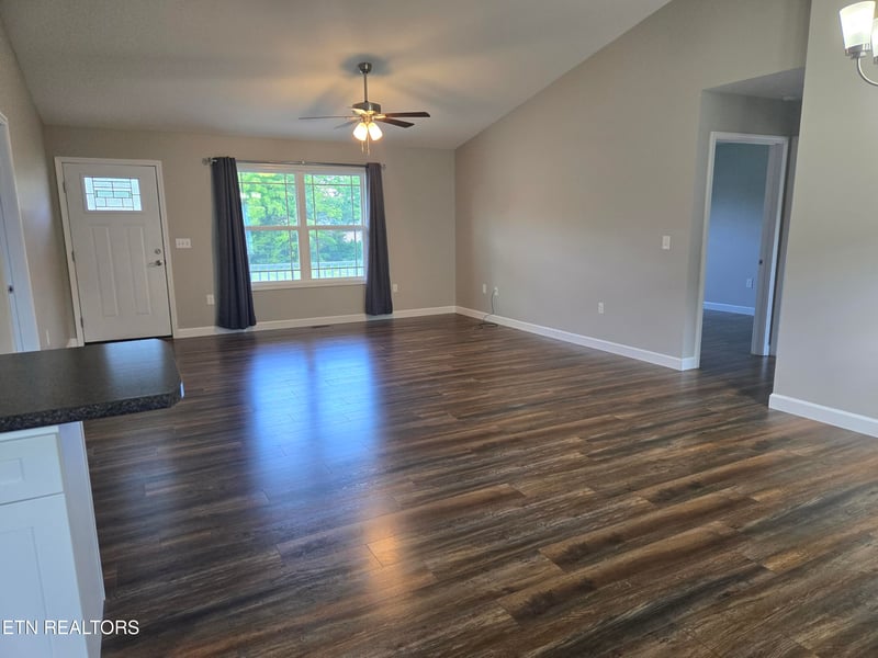 140 Jesse Loop, Crossville, TN 38555
