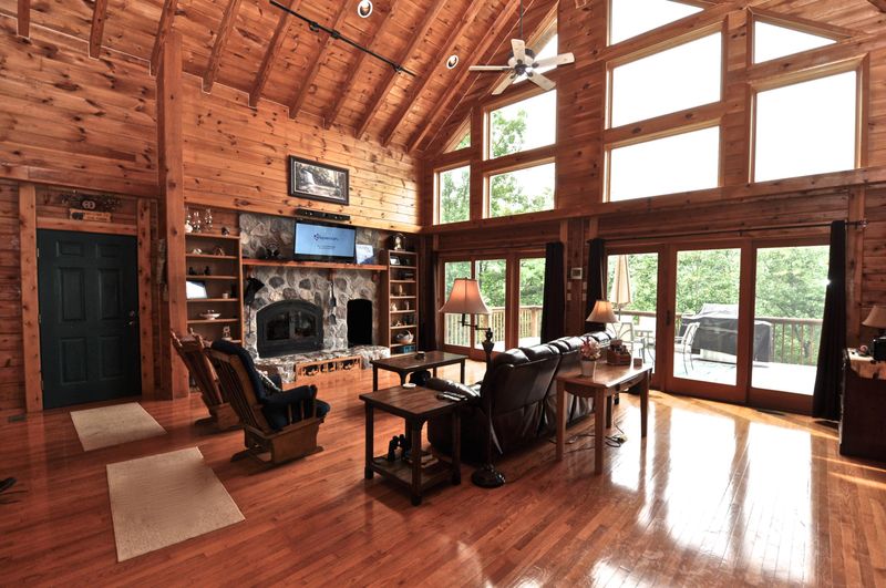 140 Kelly Ridge Rd, Townsend, TN 37882
