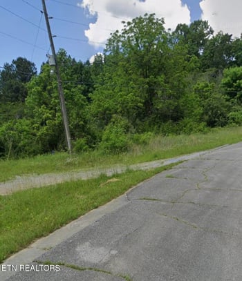 140 Old Hwy 27, Sunbright, TN 37872