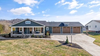 140 Overton Ln, Powell, TN 37849
