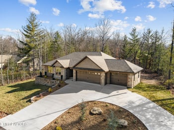 140 Windsor Rd, Fairfield Glade, TN 38558
