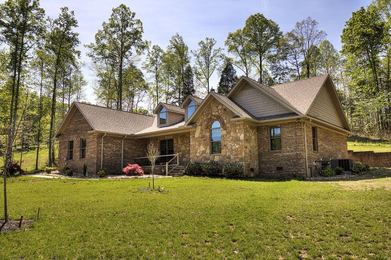 1400 Grimes Rd, Loudon, TN 37774