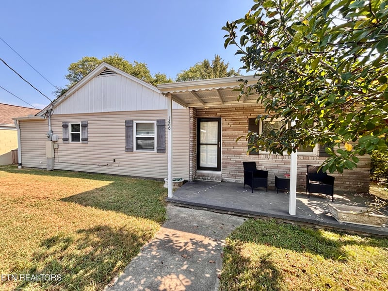1400 Leconte Rd, Knoxville, TN 37914