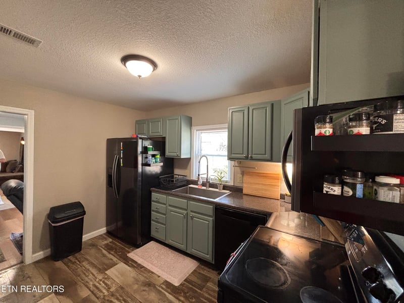1400 Leconte Rd, Knoxville, TN 37914