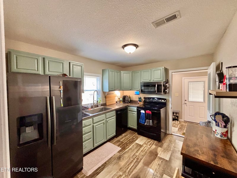 1400 Leconte Rd, Knoxville, TN 37914
