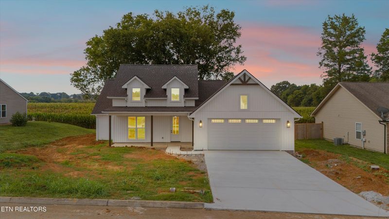 1400 Olivia Cir, Loudon, TN 37774