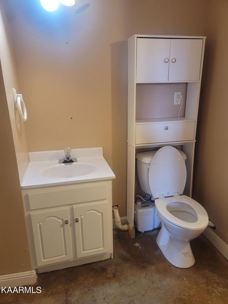 1400 Summitt St, Athens, TN 37303