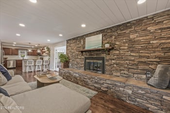 1401 Audena Ln, Knoxville, TN 37919
