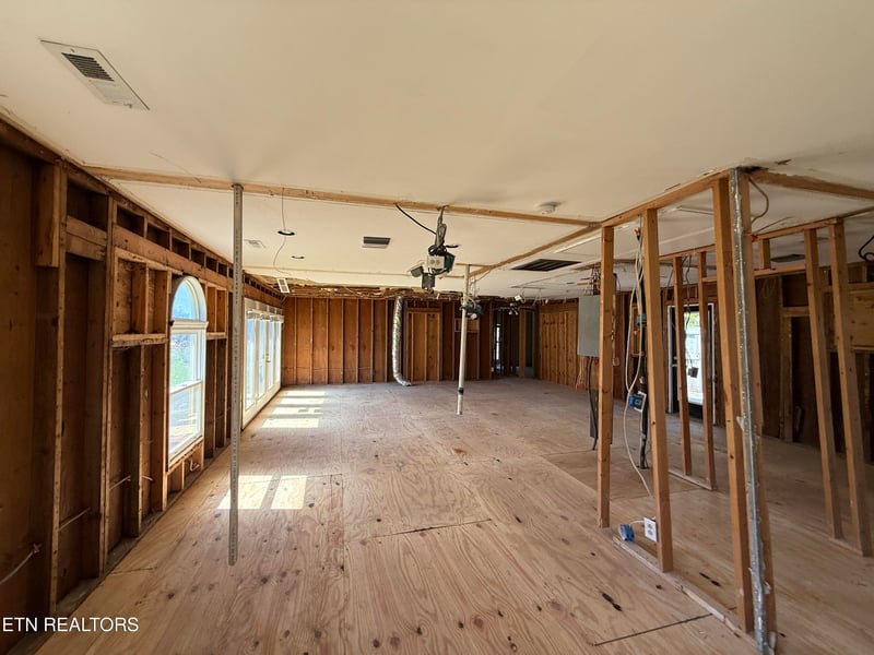 1401 Crocus Ln, Knoxville, TN 37909