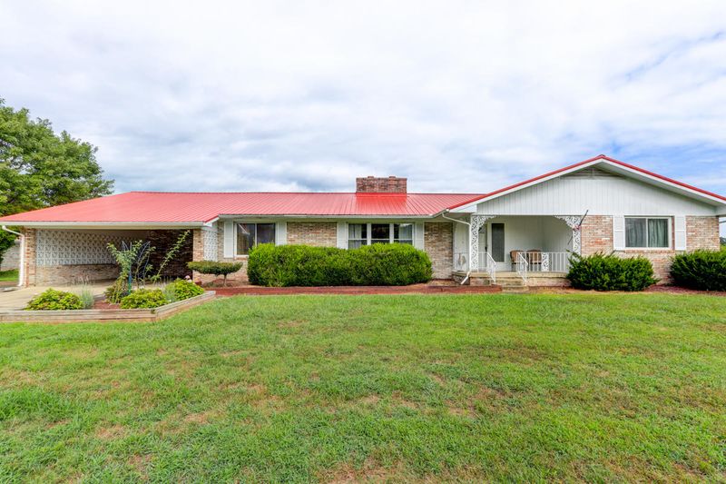 1401 Eagle Bend Rd, Clinton, TN 37716