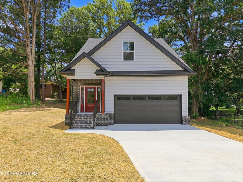 1401 Rosalyn Dr, Knoxville, TN 37914