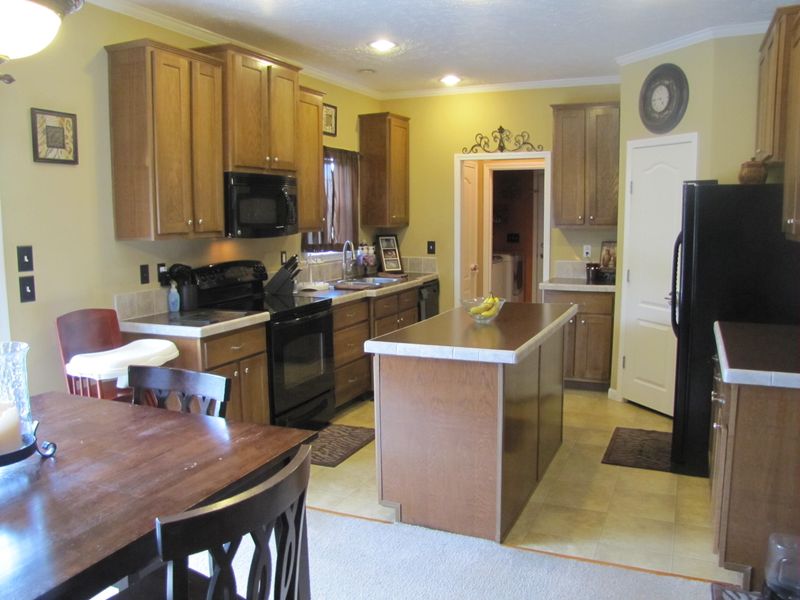 1401 Stonebrook, Lenoir City, TN 37772