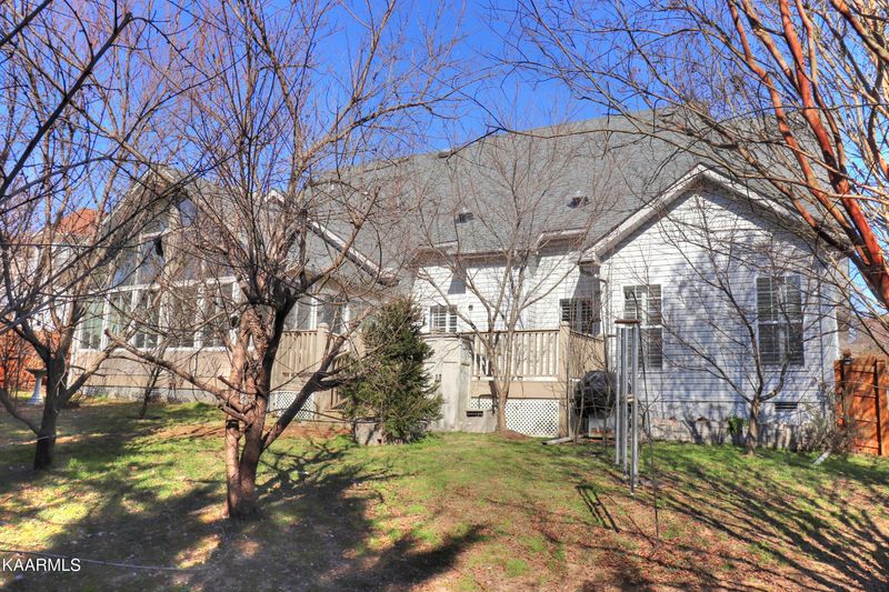 1401 Wineberry Rd, Powell, TN 37849