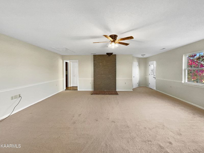 1403 Broadview Cir, Sevierville, TN 37876