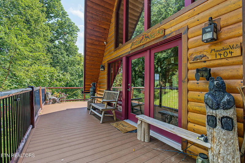1404 S Baden Dr, Gatlinburg, TN 37738