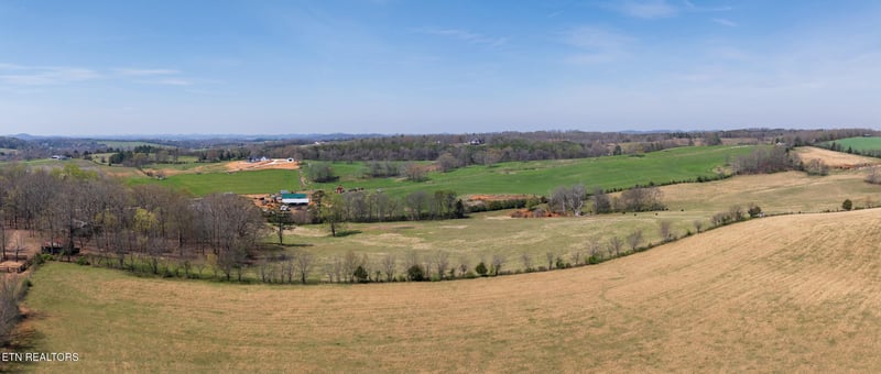 1404 Trigonia Rd, Maryville, TN 37801