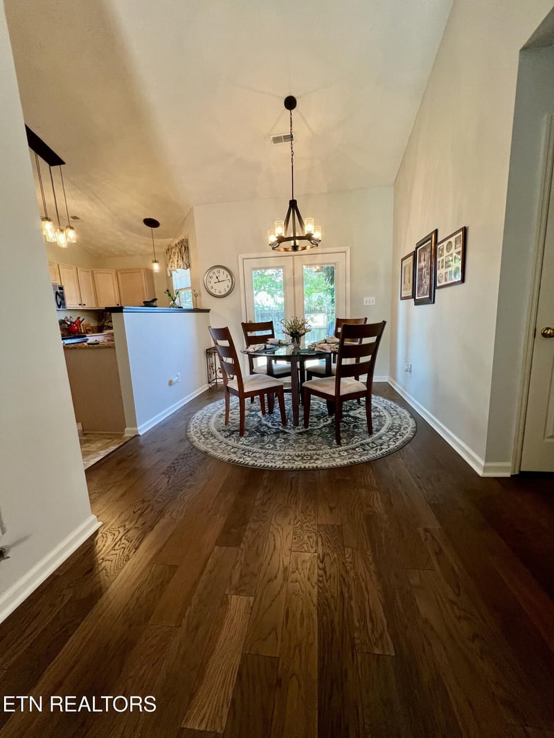 1405 Bens View Ct, Maryville, TN 37803