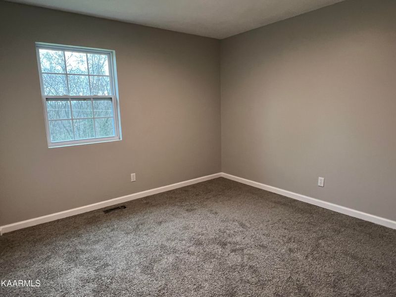 1405 Blackburn Dr, Morristown, TN 37814