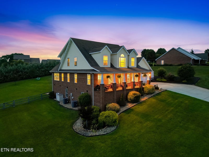 1405 Caleb Tr, Greenback, TN 37742