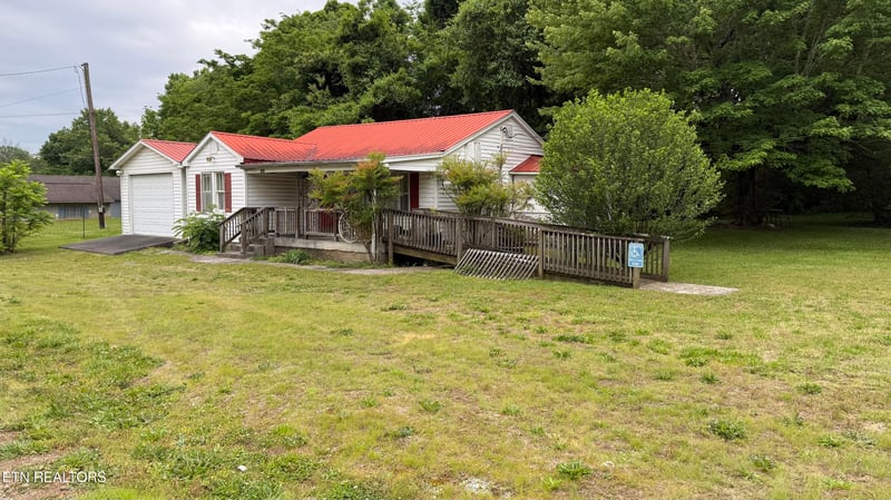 1405 Kingston Hwy, Kingston, TN 37763