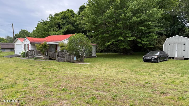 1405 Kingston Hwy, Kingston, TN 37763