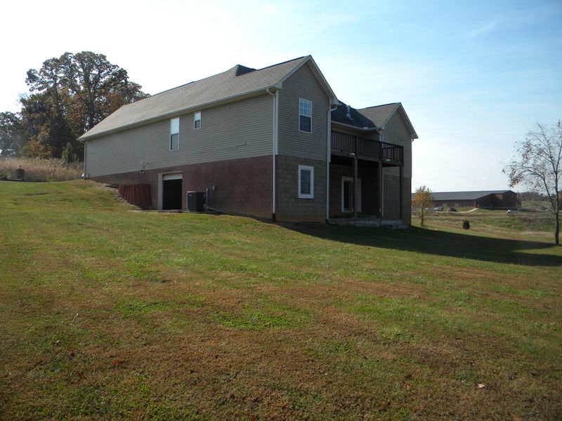 1406 Benjamin Blvd, Sevierville, TN 37876