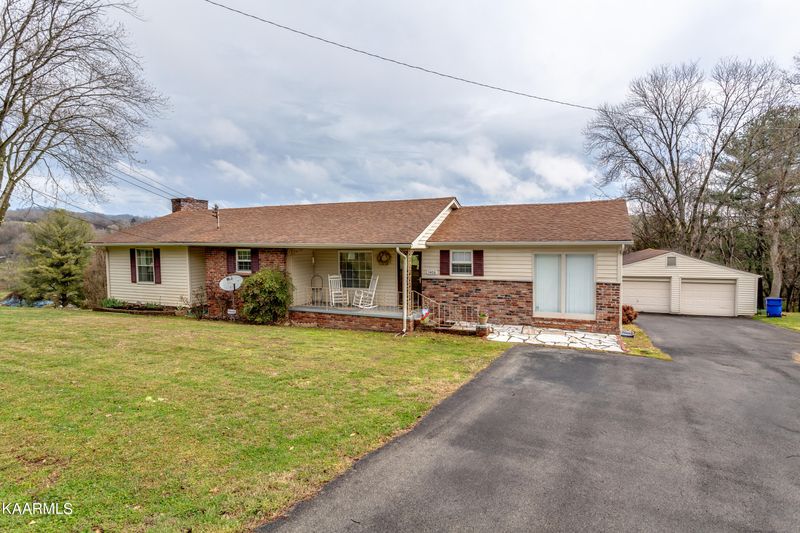1406 C St, Knoxville, TN 37924